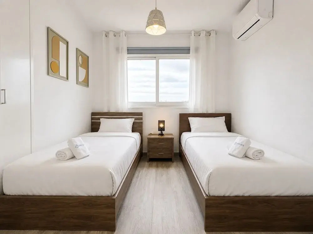 Olympus Stylish 2-BR Apt in Larnaca