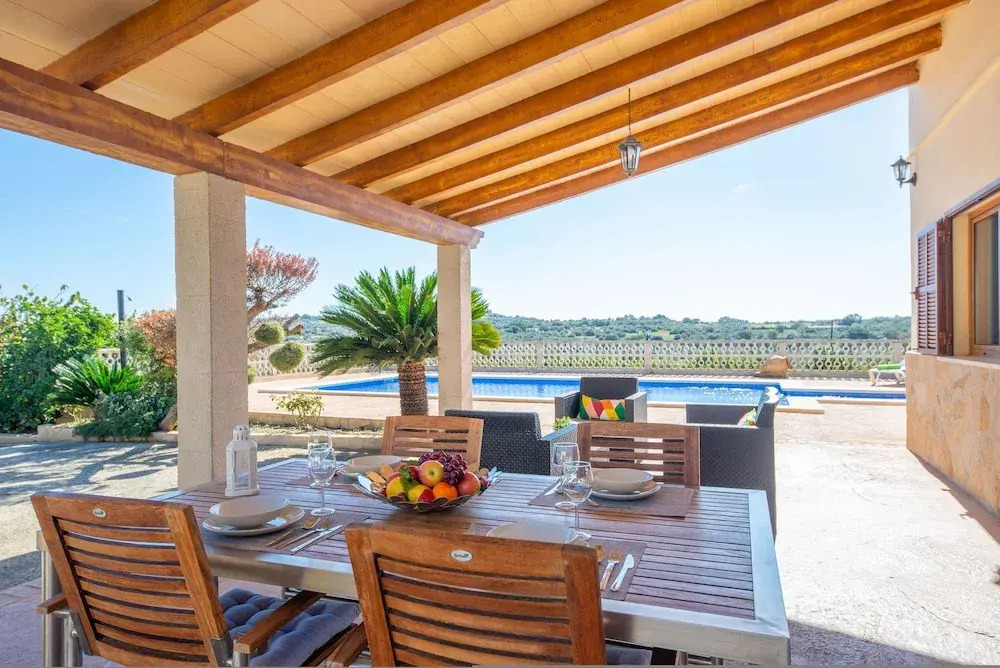 Vista Sol in Ariany With 2 Bedrooms and 1 Bathrooms