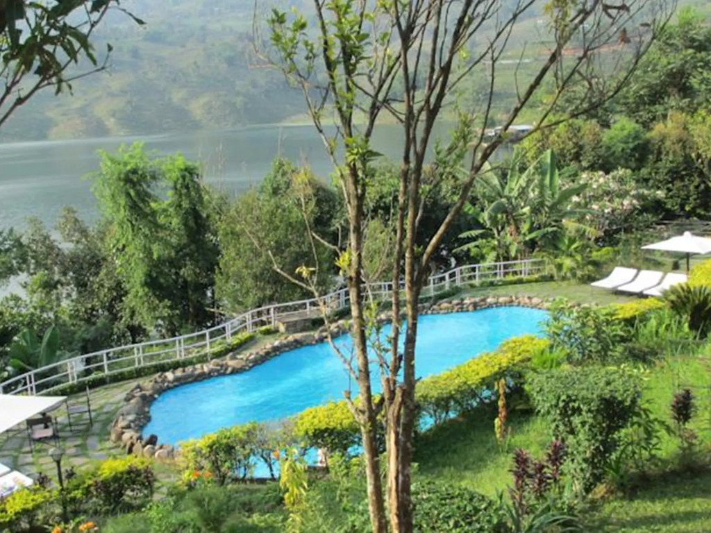 The Begnas Lake Resort & Villas