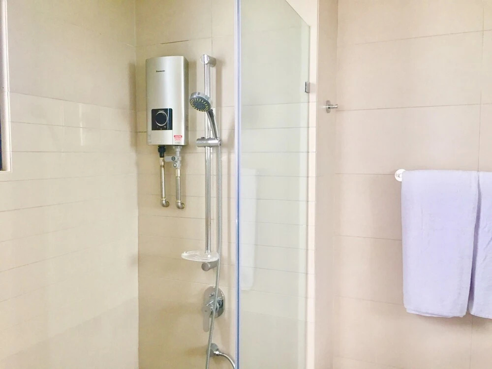 Baral Service Suites The Horizon Residences
