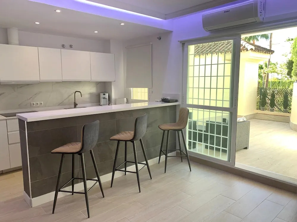Leisure Joy II - Brand New High Tech Ground Floor Apartment Near Puerto Banus