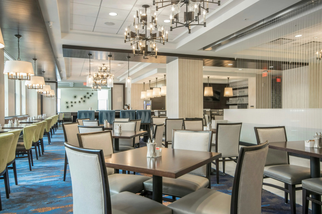 Embassy Suites Louisville Downtown