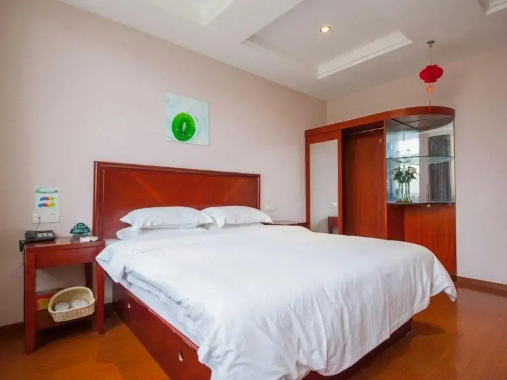 GreenTree Inn Jiangsu Nantong Rugao Port Bus Station Business Hotel