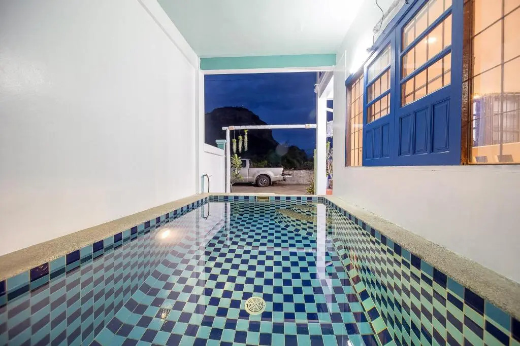 เลทซี&กรีนเวฟ หัวหิน พูลวิลล่า เดินลงทะเล100เมตร Let's Sea & Greenwave Hua-Hin Pool Villa walk to beach 100M