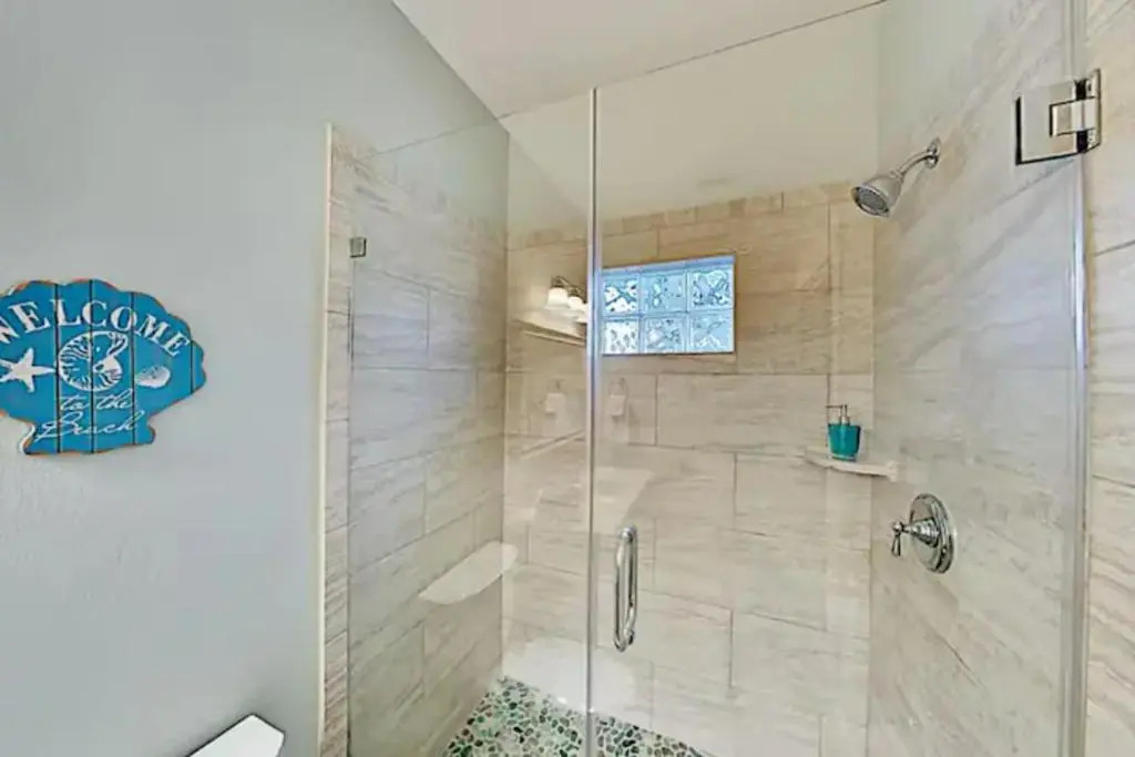 Steps to The Beach! Beautiful 4 BDRM 5 Bath Home W/Pool & Hot Tub