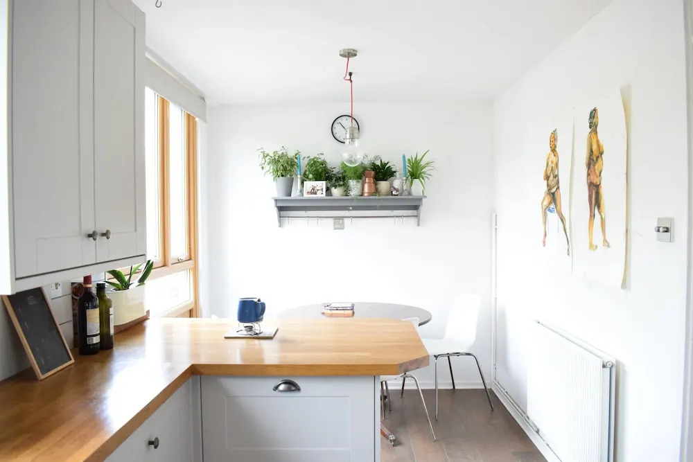 Lovely Flat in Brixton With Balcony