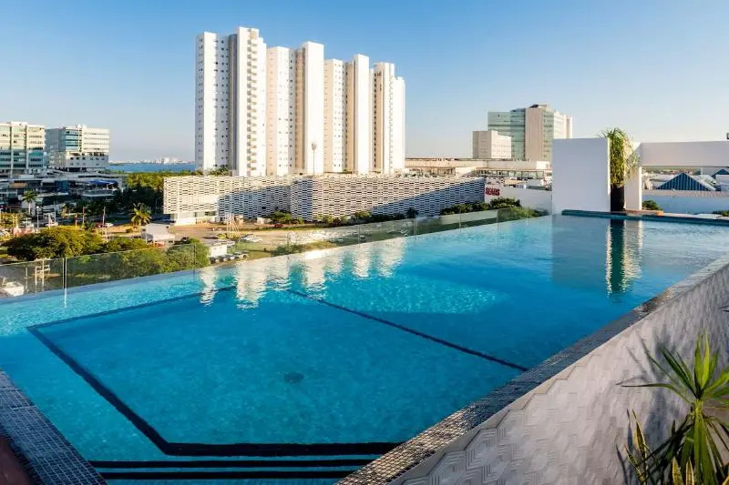 Torre Sofia Cancun
