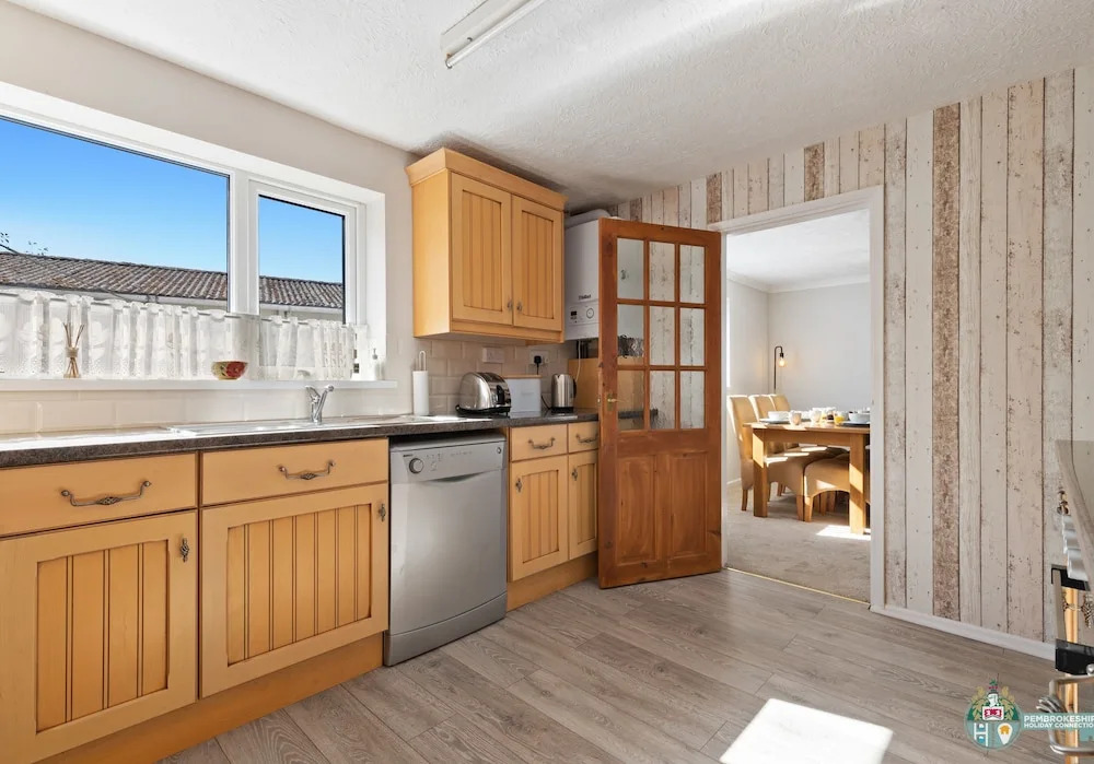 West Winds Cottage, Upper Lamphey