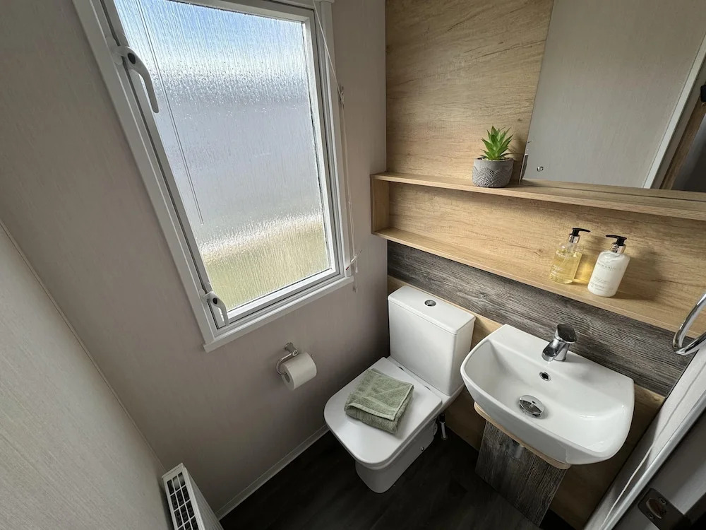 Beautiful 2-bed Holiday Home