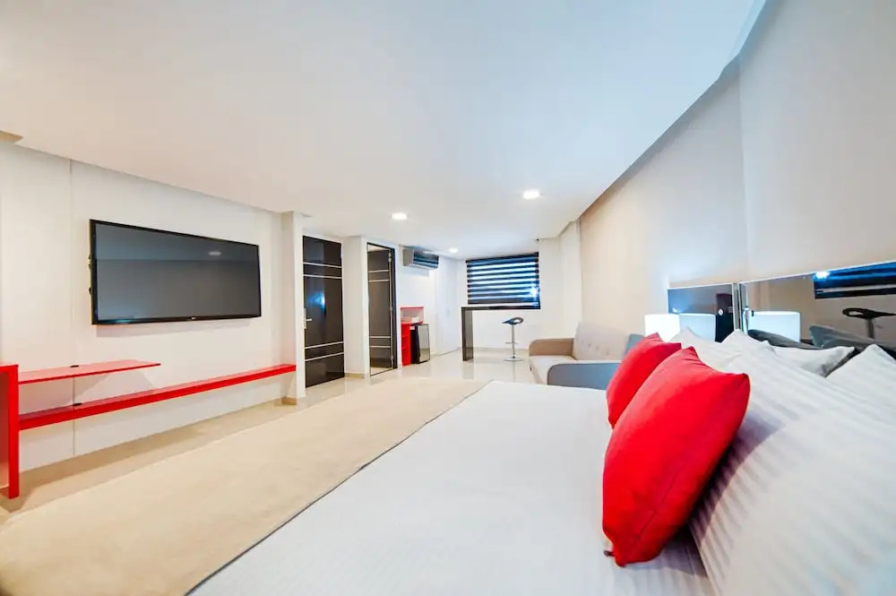 Hotel Blue 66
