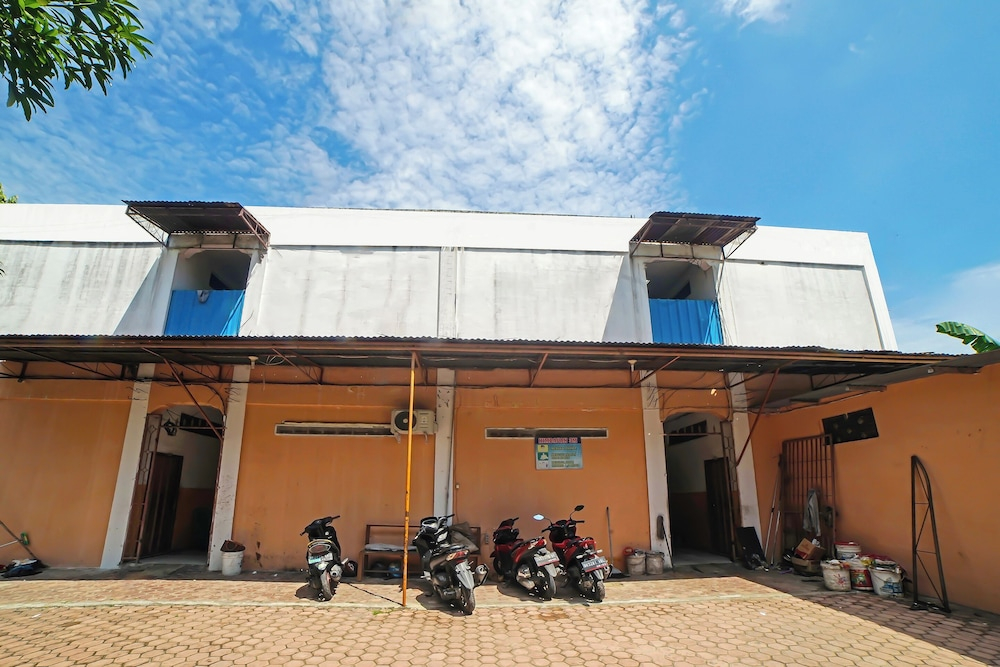 Hotel O Mandiri Inn