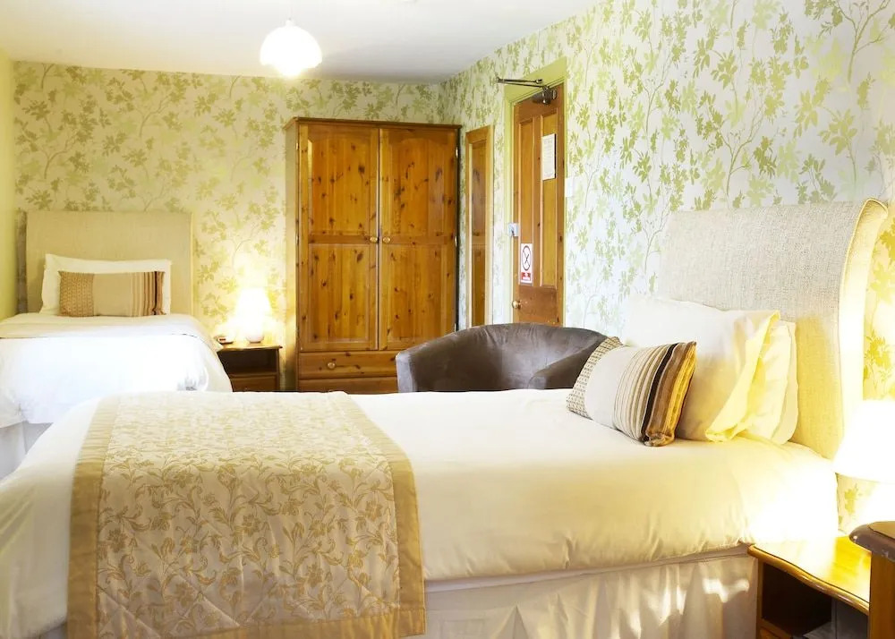Portway Inn