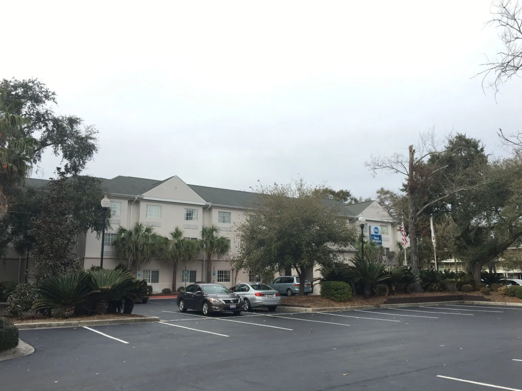 Best Western Patriots Point