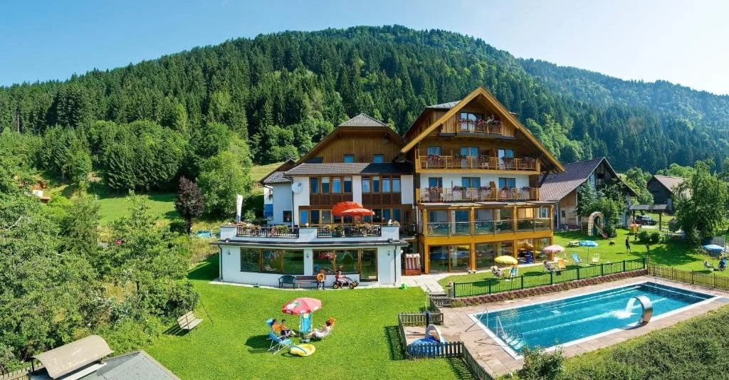 nawu apartments & Restaurant