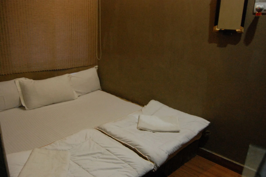 Shri Guest House
