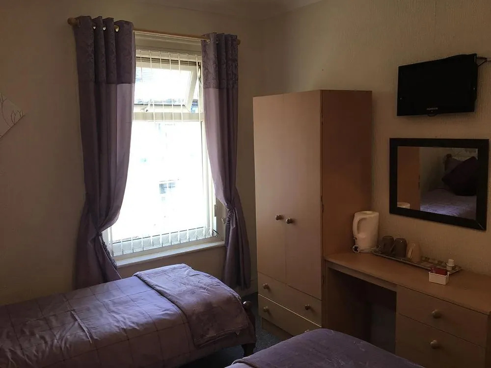 Greenmount Hotel