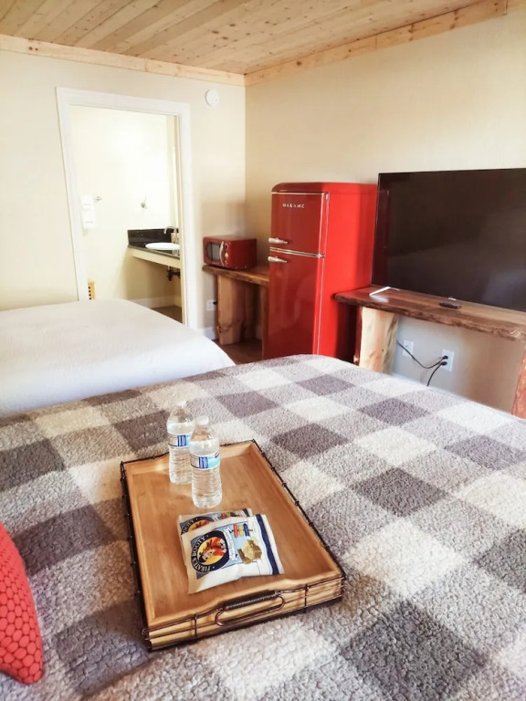 Woodfords Inn
