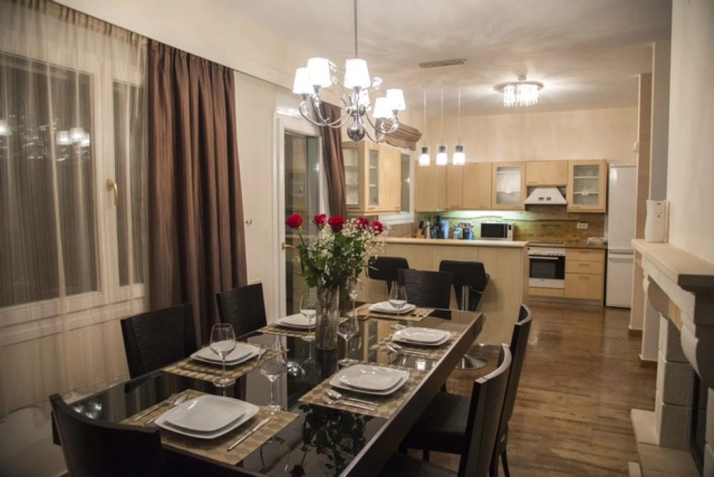 Villa Irida, sleeping 8, sea views, private pool