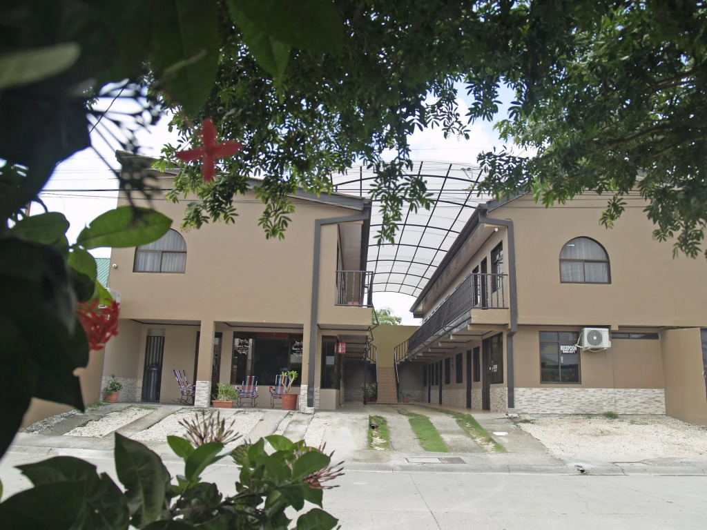 HOTEL DEL RiO