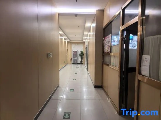 Manzhouli Yunbian Sightseeing Hotel Apartment (Huadu Building High-rise Branch)