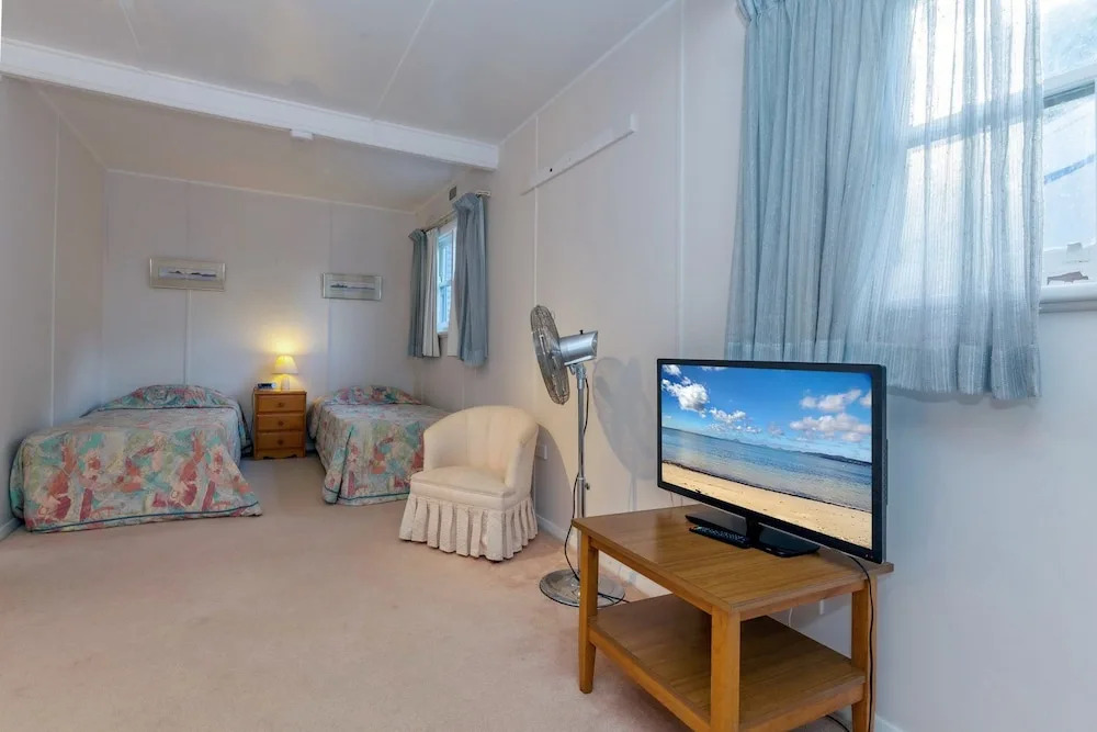 Seaview Crescent, 8