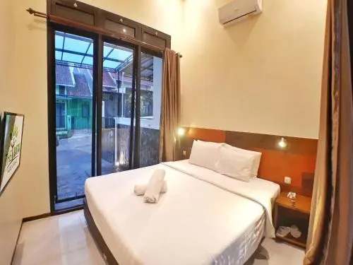 The Batu Villas Panderman Garden C5