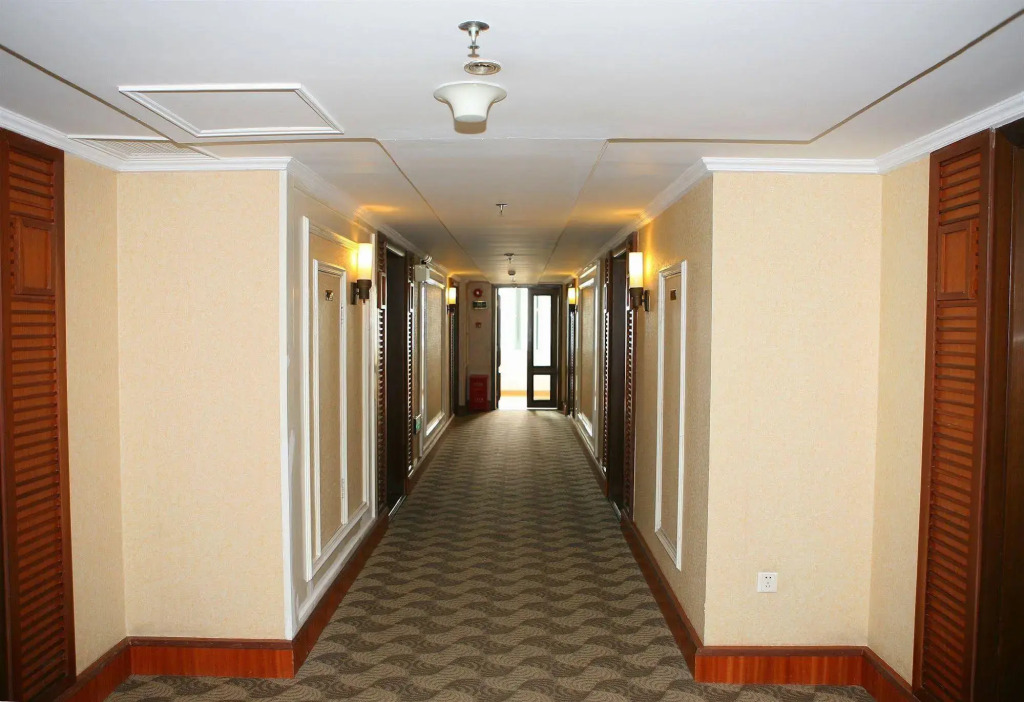 Chateau Star River Apartment