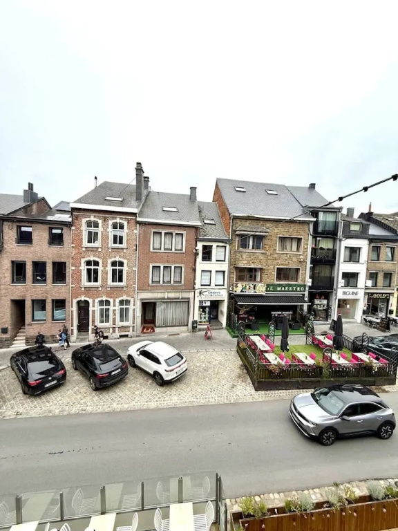 Spacious Duplex in the Center of Bastogne Onikos Rooms