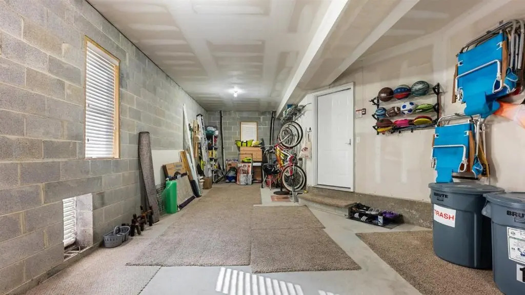 355 E 24th Ave, Unit 1