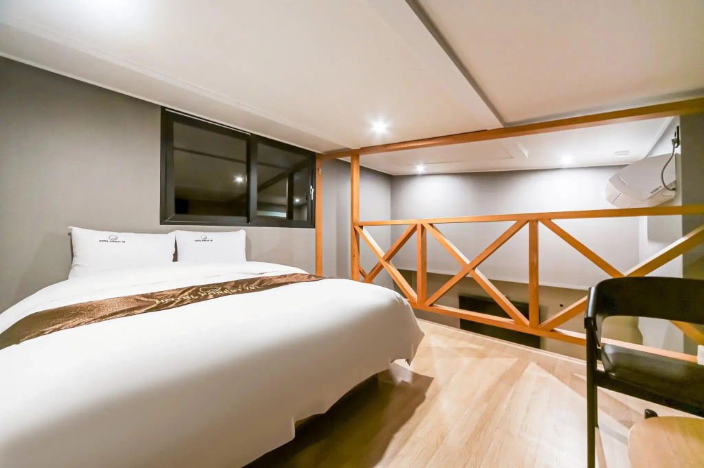 Forest 701 Hotel
