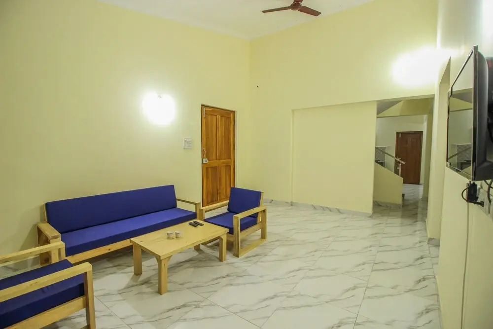 OYO 10296 Home Sunset View 3BHK Dona Paula