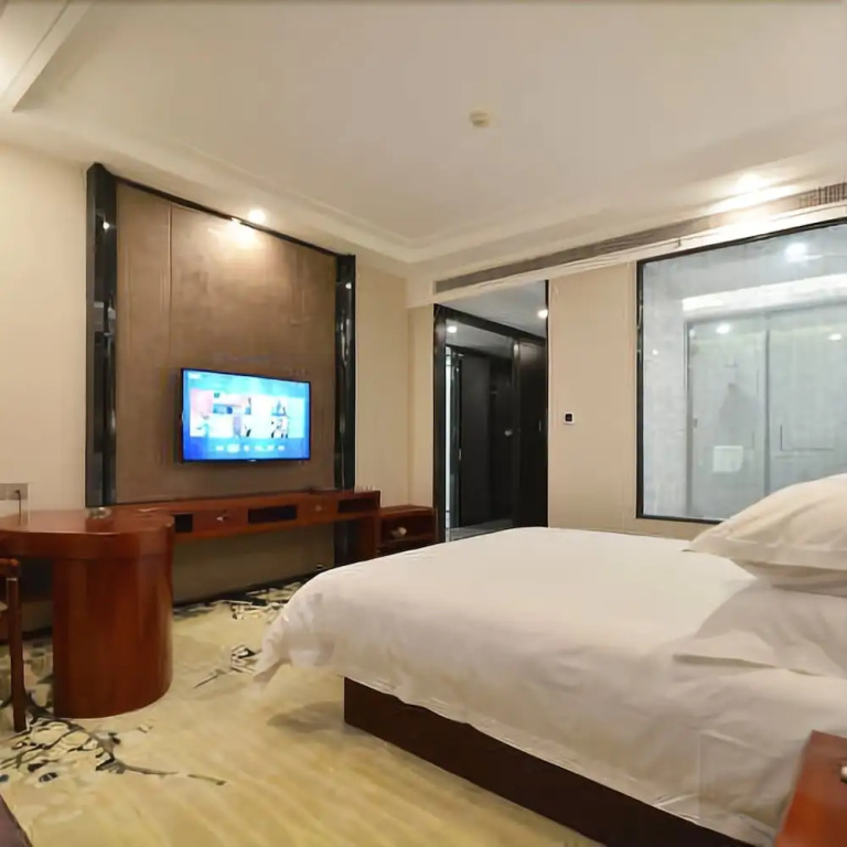 Chonpines Hotels·Zhengzhou East Railway Station