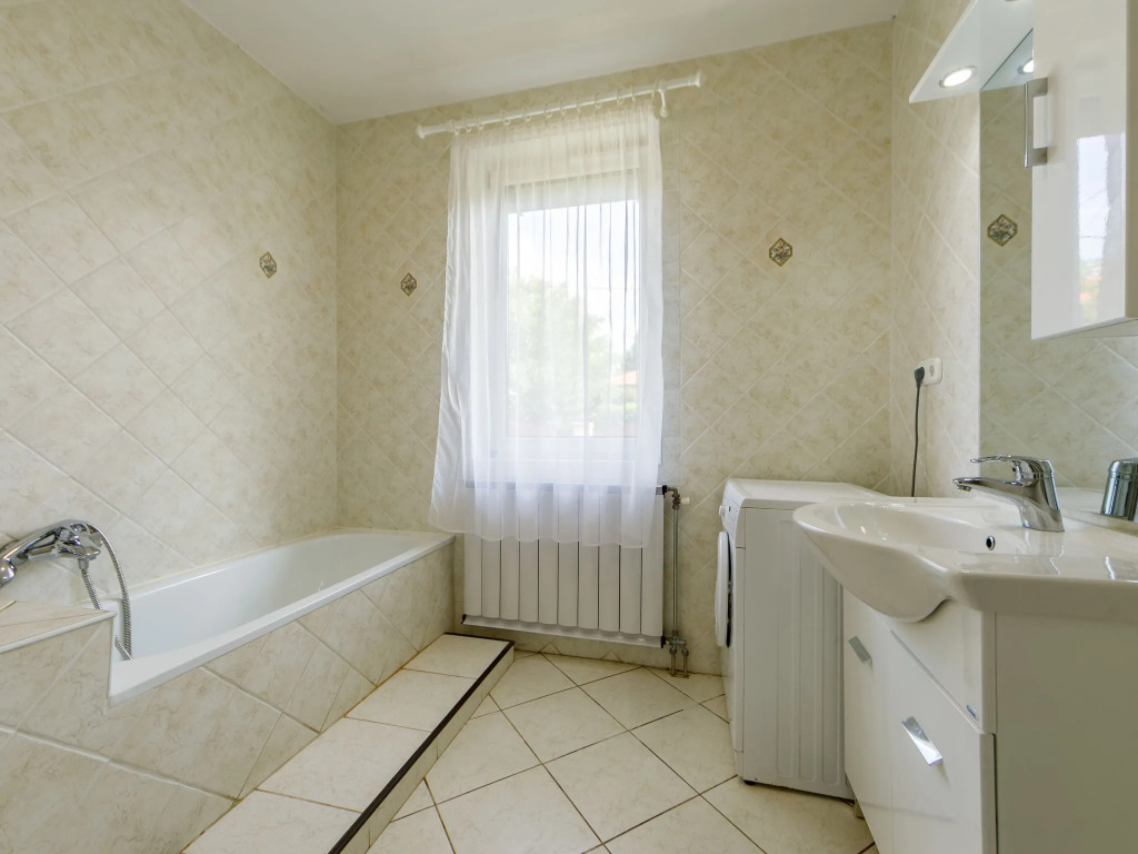 Holiday Home Edina by Interhome