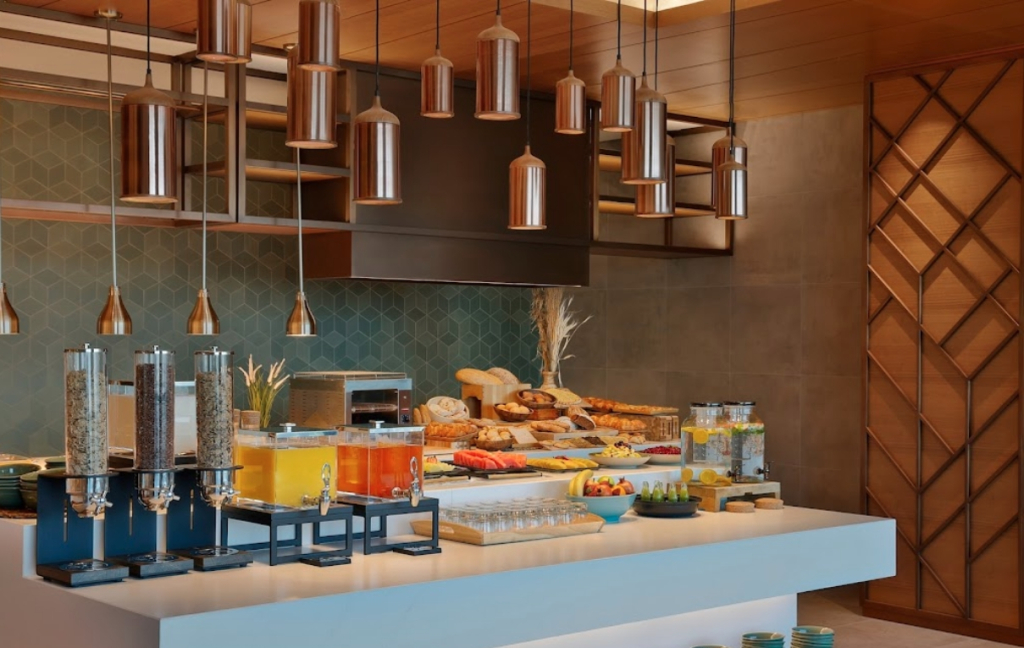 DoubleTree by Hilton Sharjah Waterfront Hotel And Residences