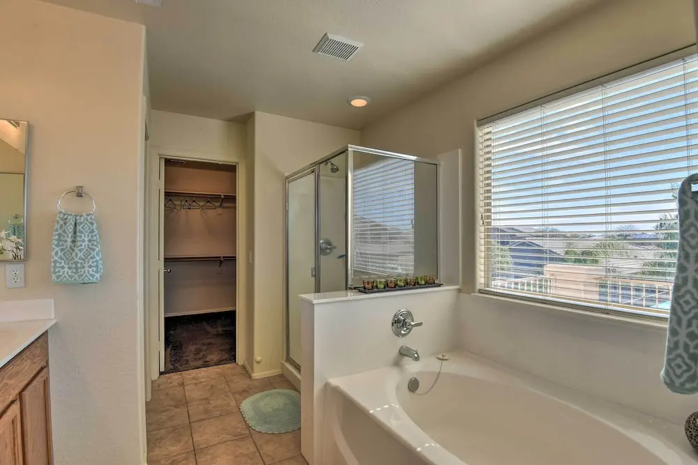 Private Pool & Hot Tub: San Tan Valley Home