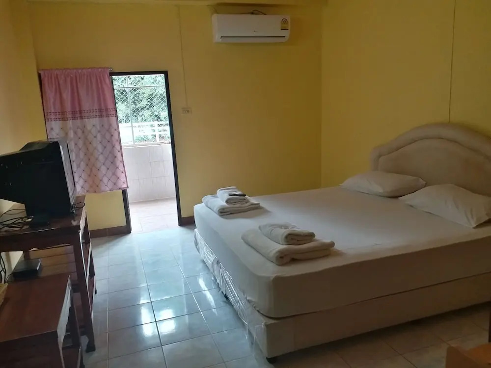 Sema Nakhon Hotel