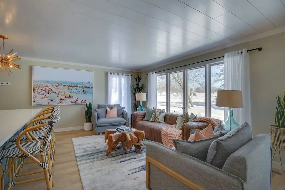 Home Rental on Detroit Lake: Dock, Game Room