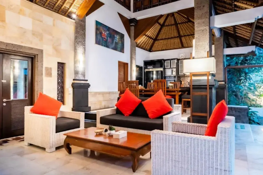 Villa Tunjung Batubelig Canggu