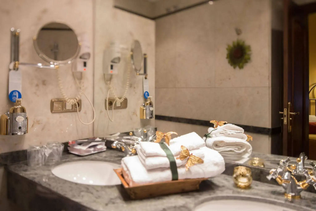 Hostal Paris