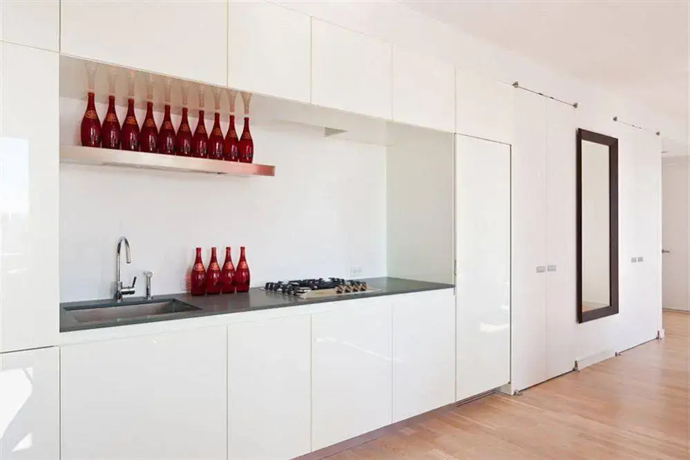 Residence Suites