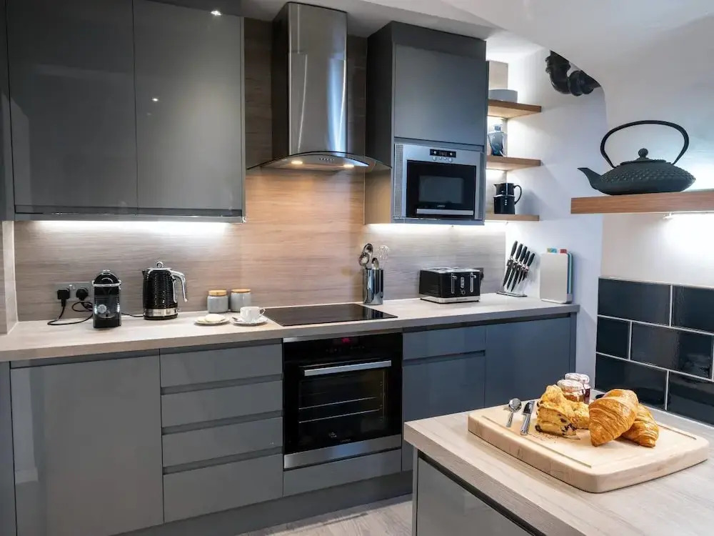 Heart of the Old Town 2 Bedroom Luxury Apartment