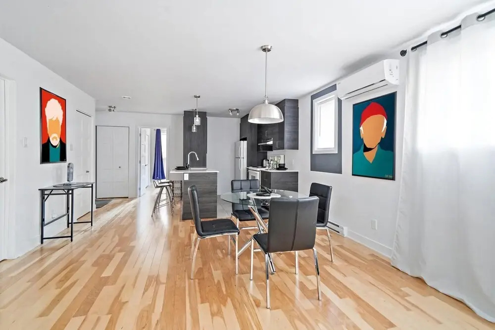 Brand New Contemporary 2-bedroom Apartment