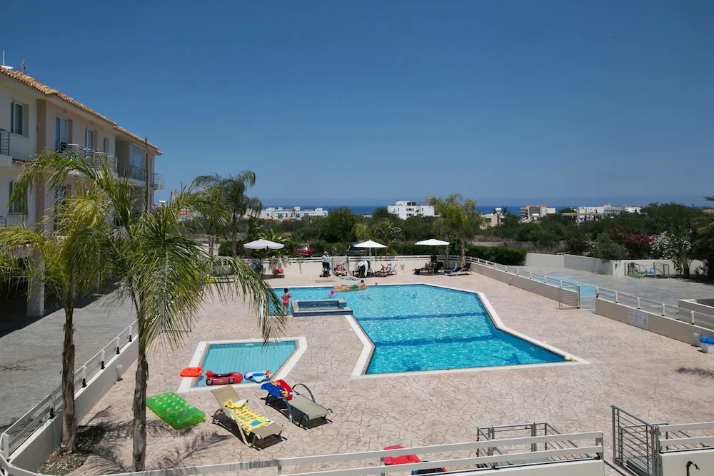 Cyprus Apartment Palm 106 Gold
