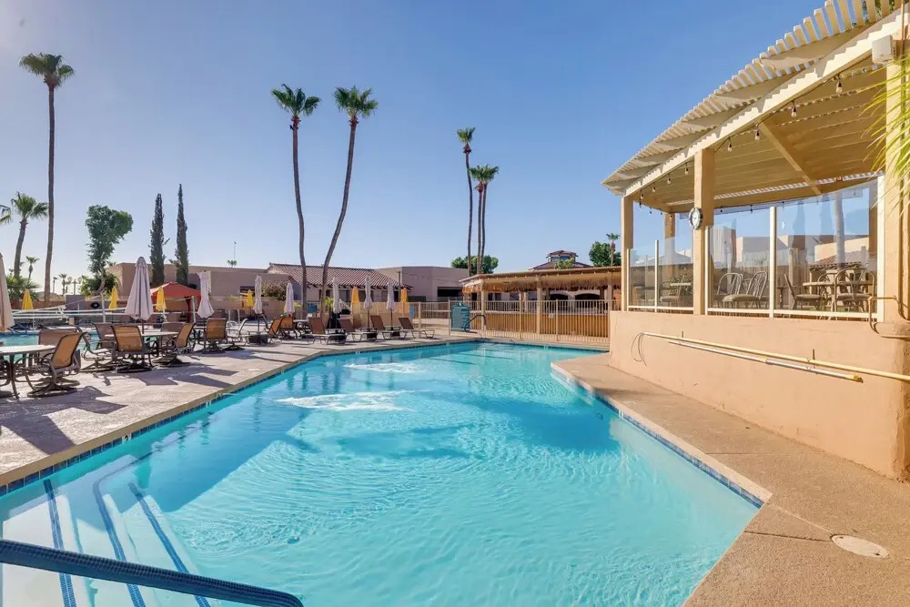 5 Mi to Sun City: Snowbird Rental w/ Pool Access
