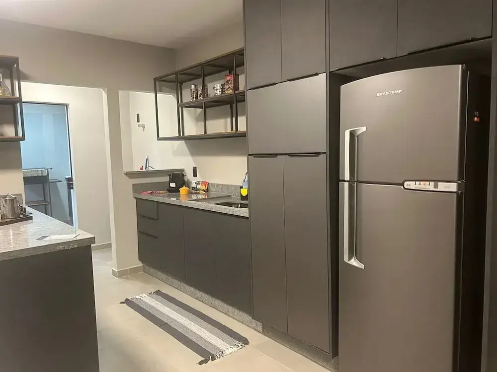 Geminado Casa 1 Alto Padrão  4 Quartos