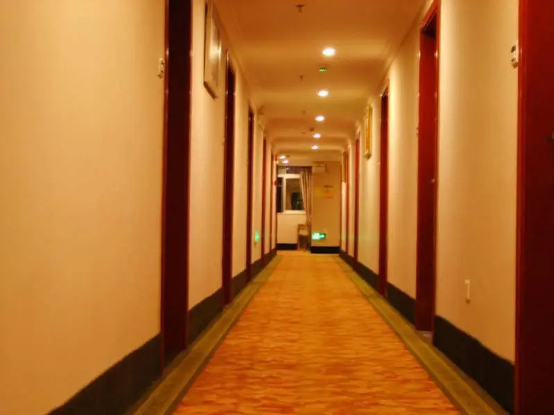 Greentree Inn Longcheng Square Shell Hotel