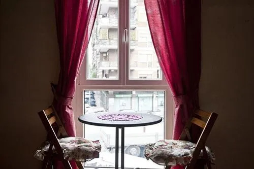 Stasera a casa da M.E