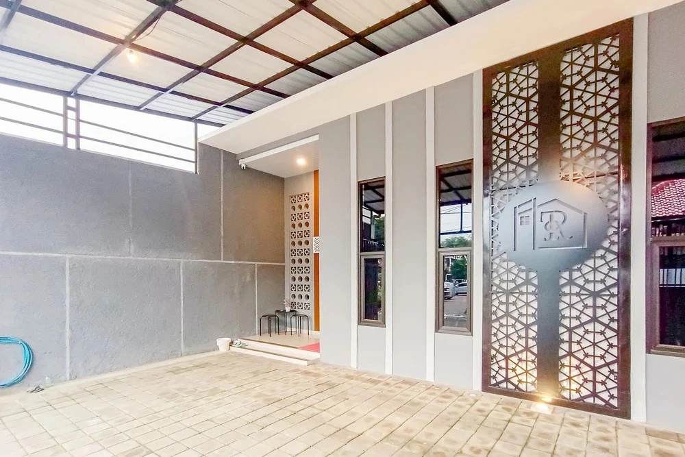 RedDoorz Syariah near Majapahit Semarang 3