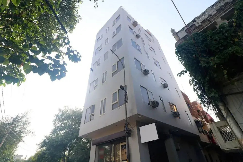 OYO 19318 Jn Residency