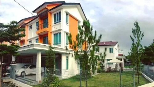 Blanc Luxury House